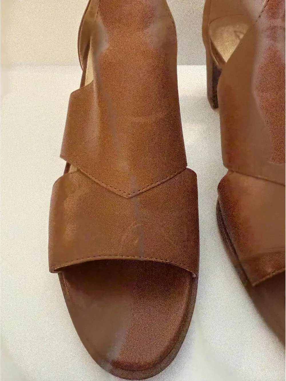 CLARKS Women's Sz 8.5 M Brown Kaylin 60 Glad Leather Sandal Quiet Luxury